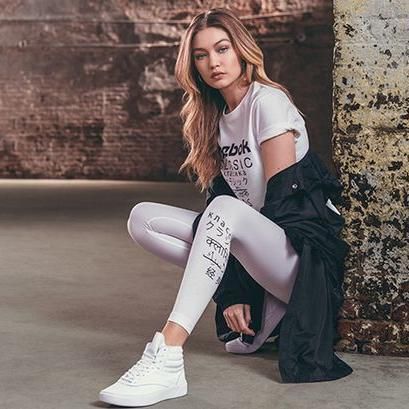 Оформление сети магазинов Reebok